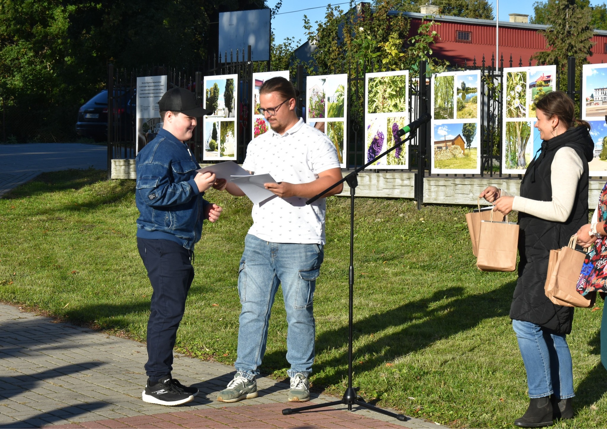 Wojsławickie Klimaty. Wojsławice w obiektywie dzieci i młodzieży - wernisaż wystawy